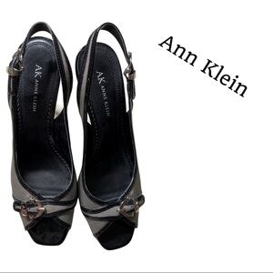Adorable Ann Klein Peep Toe Summer Heels  👠 Size 9M